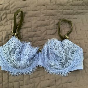 Victoria’s Secret Dream Angels push up bra without padding new without tags